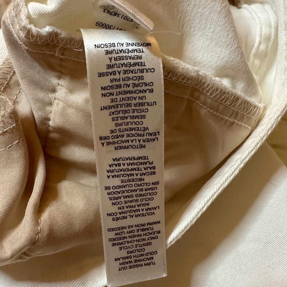 WHBM White Cuffed Capri Size 8 - Picture 7 of 10